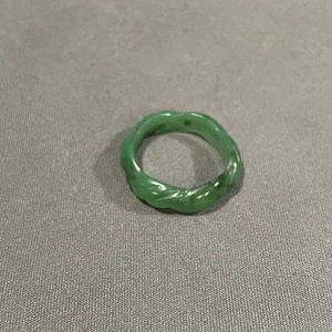 Vintage Green Stone Ring